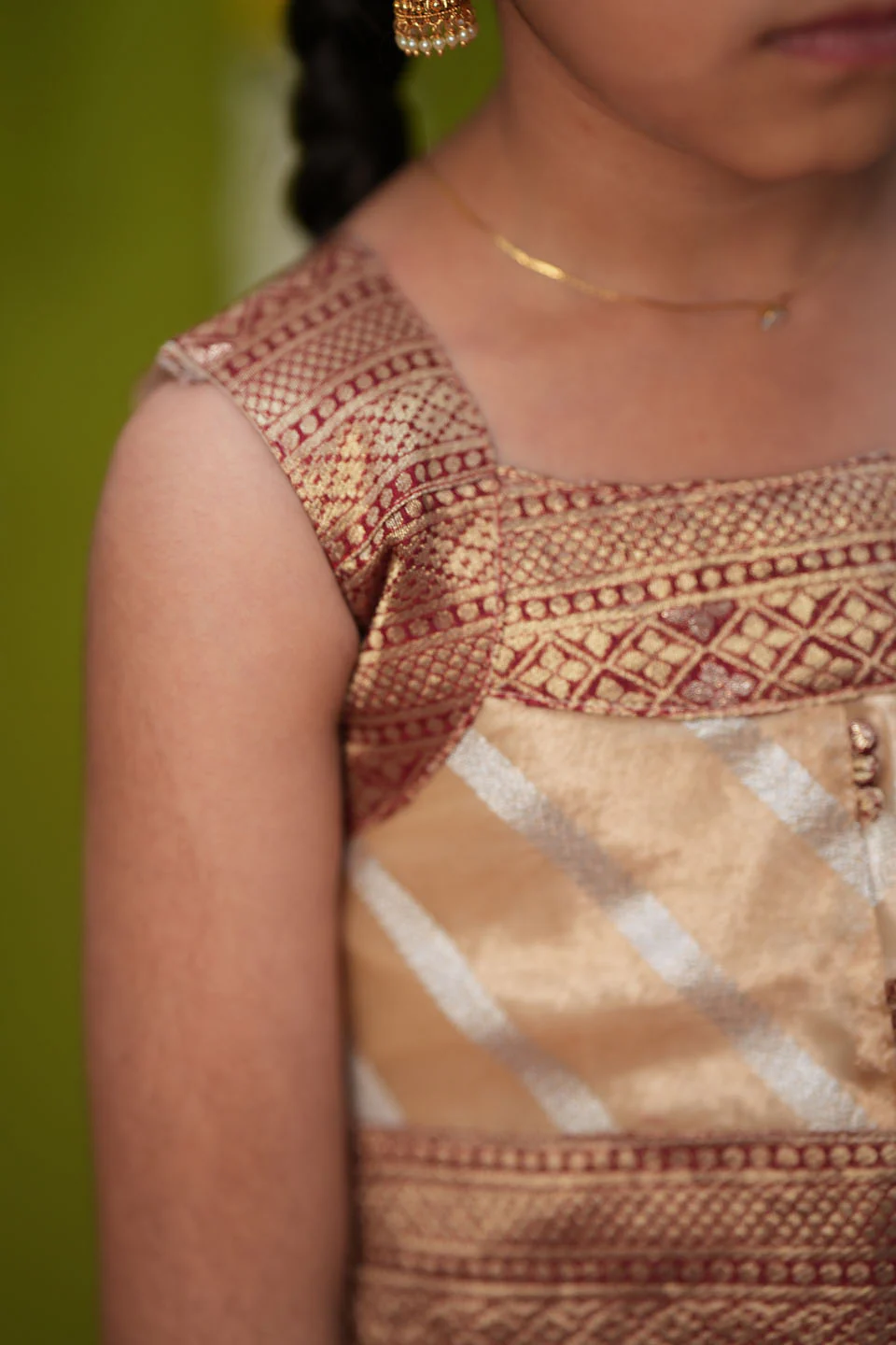 Pavitra Beige Organza Top & Skirt Mini - Image 4