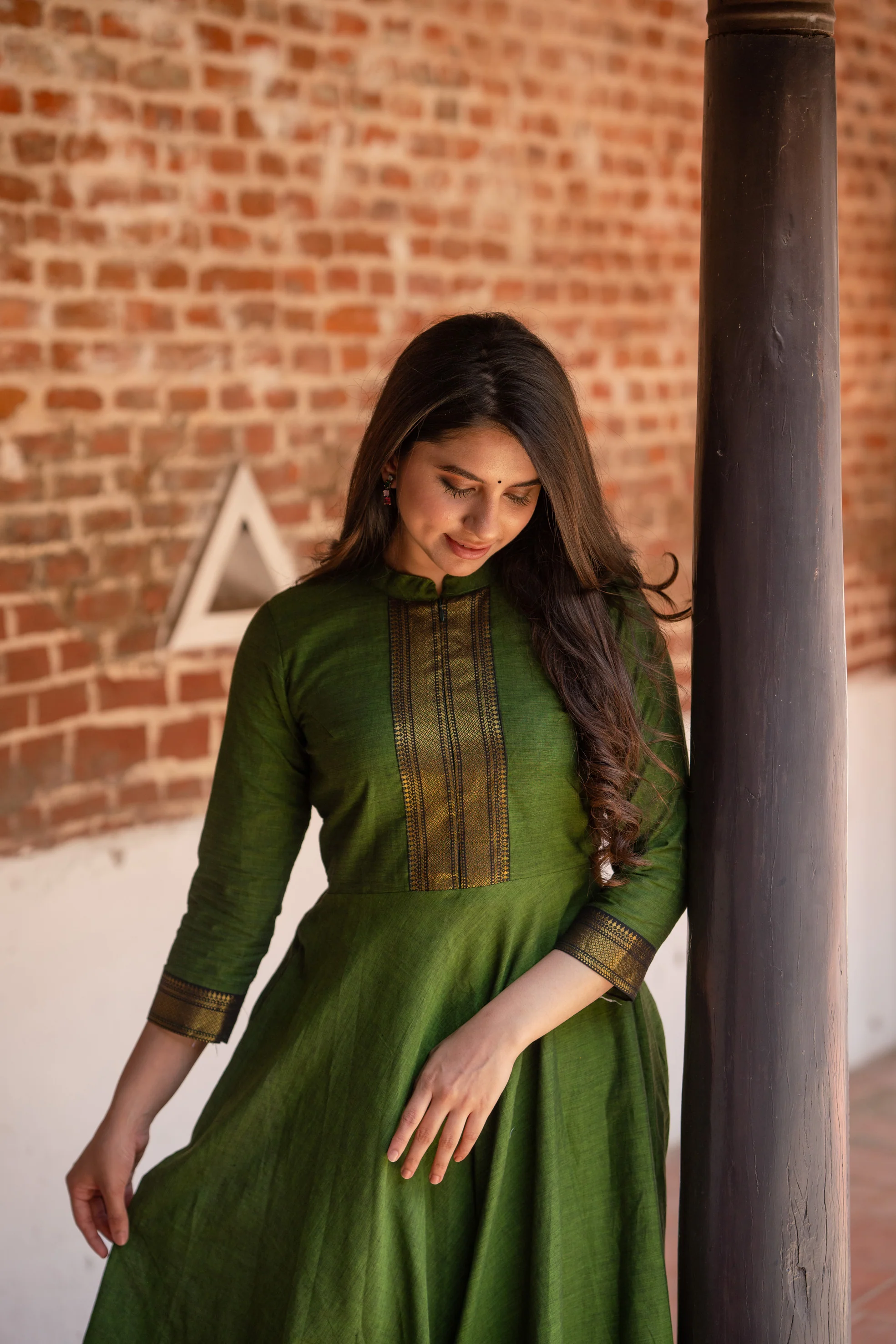 Raksha Olive Green Mangalgiri Co-Ord Set (Set of 2) - Image 5