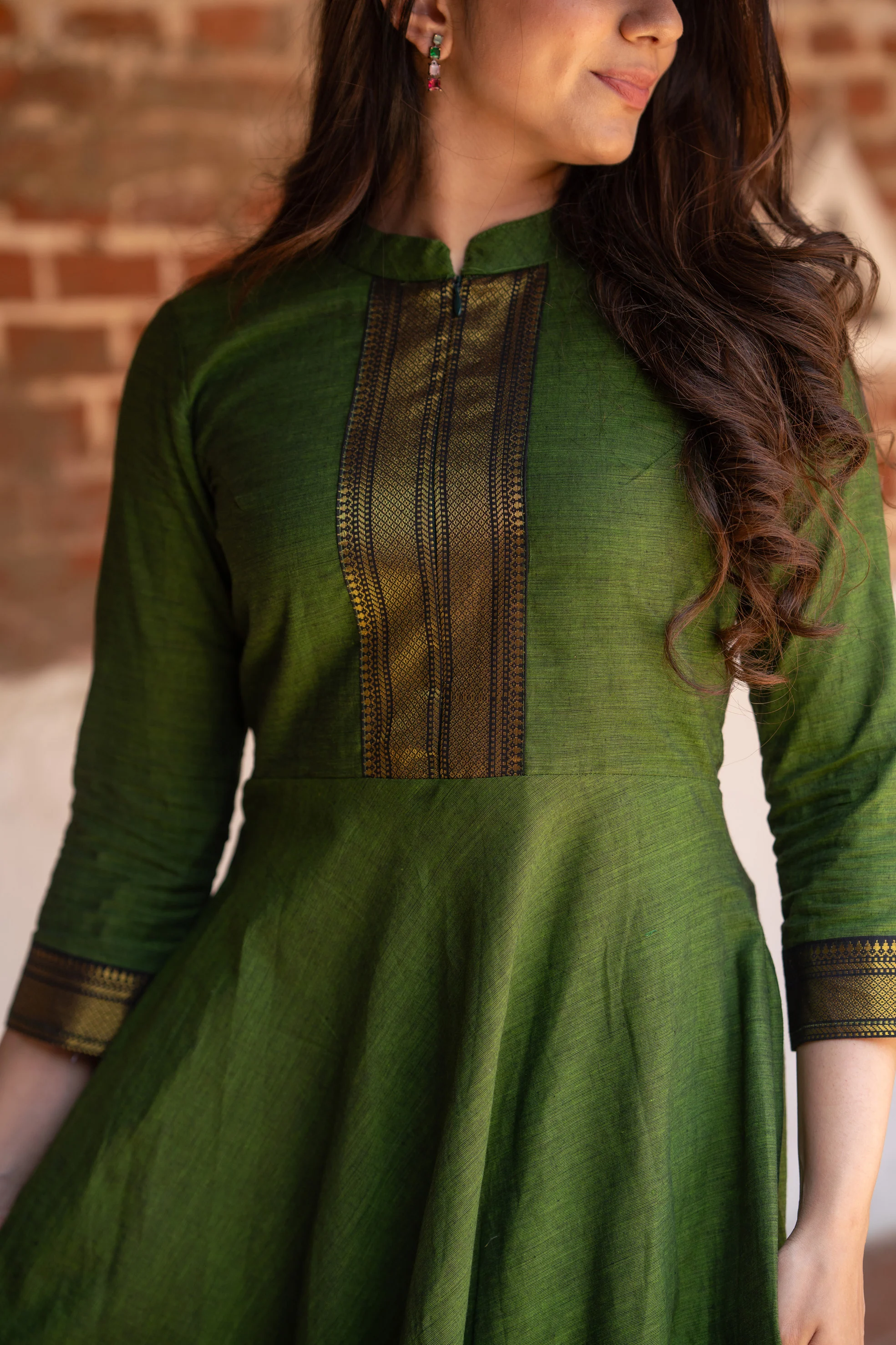 Raksha Olive Green Mangalgiri Co-Ord Set (Set of 2) - Image 9