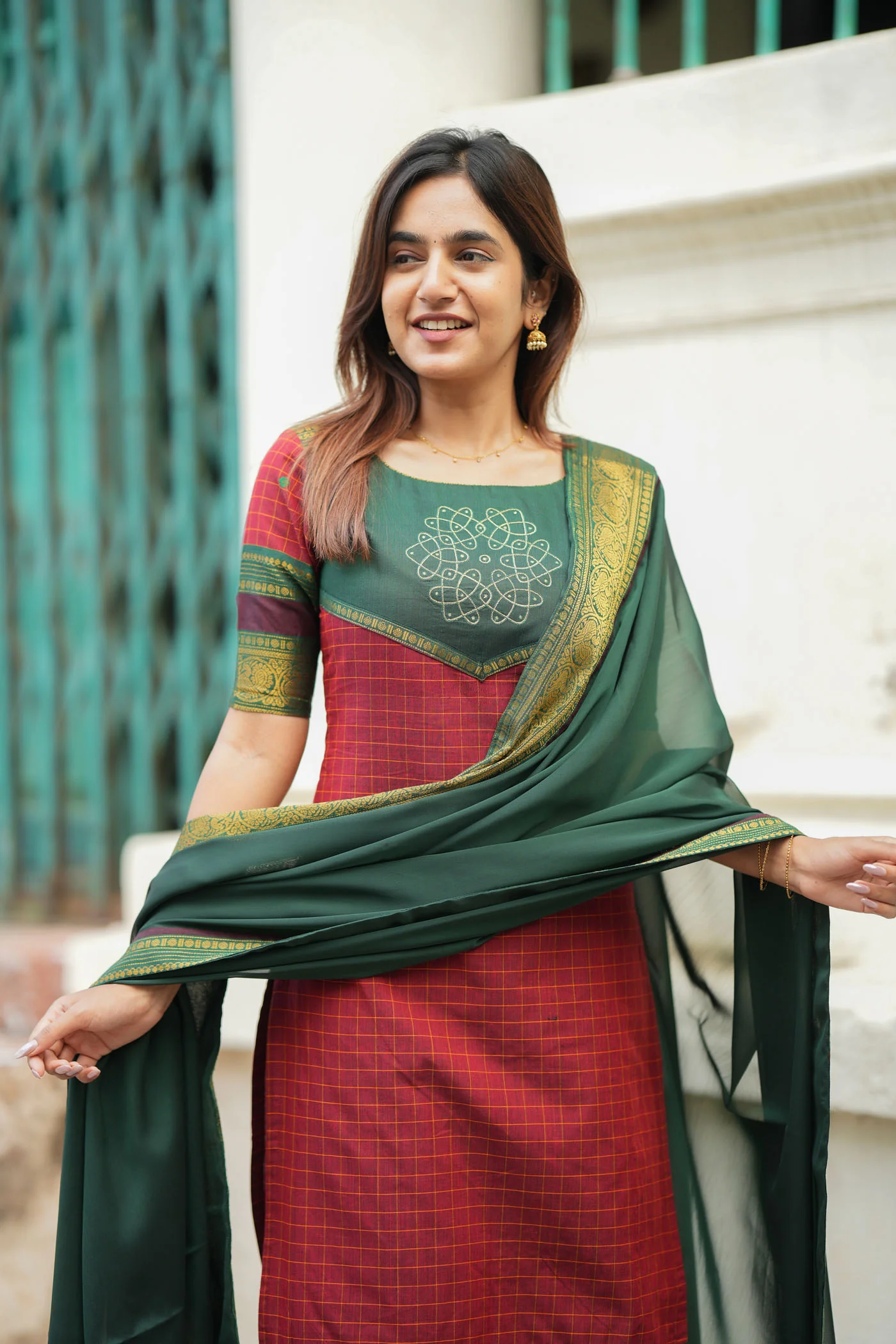 Sana Red Checks Kurti Set (Set of 2 ) - Image 4