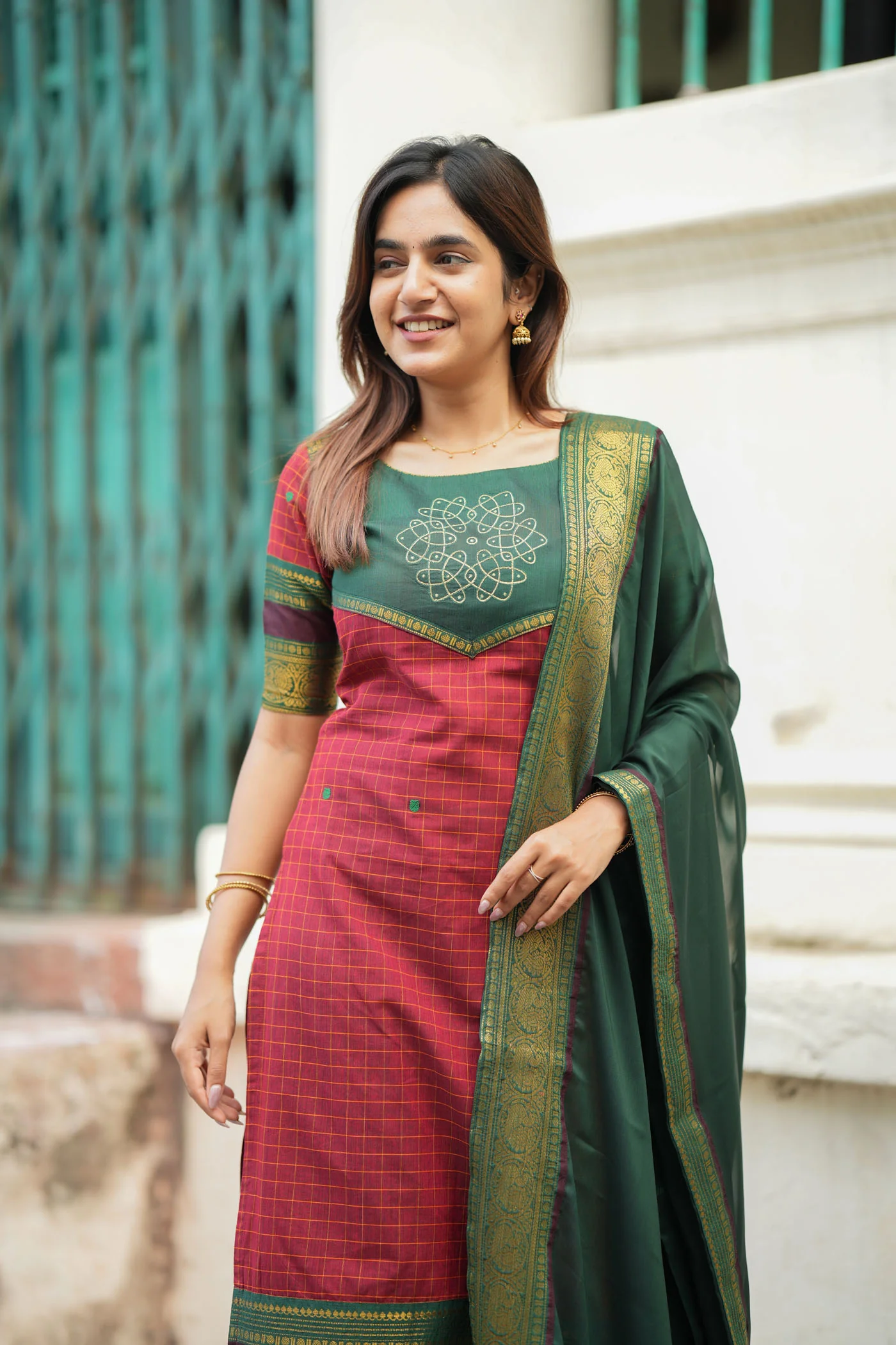 Sana Red Checks Kurti Set (Set of 2 ) - Image 6