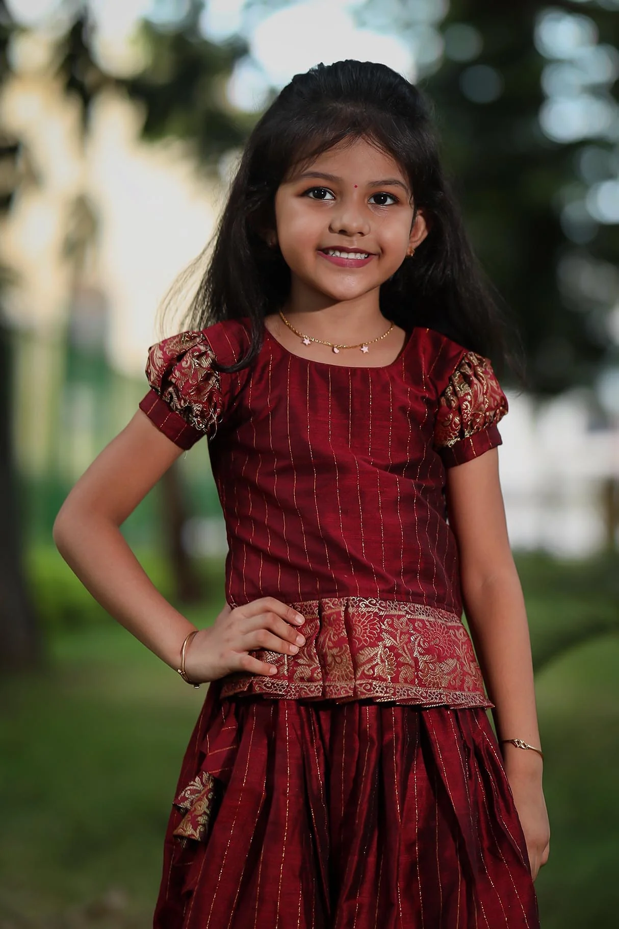 Sangamithrai Maroon Mini - Image 3