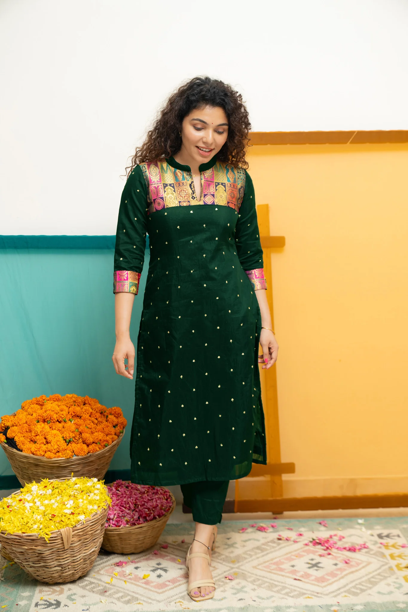Shilpa Green Kurti Set - Image 3