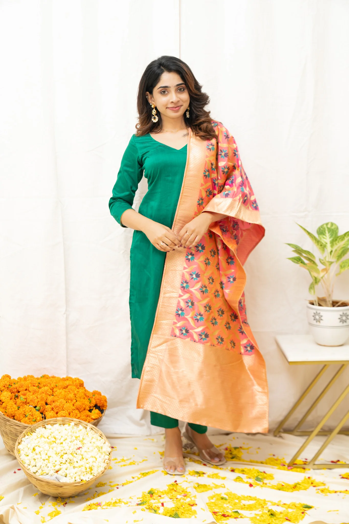 Sruthi Green with Peach Floral dupatta - Image 3