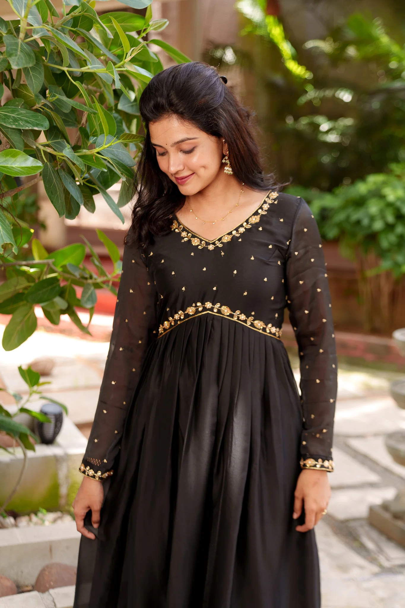 Mridula Black - Image 16