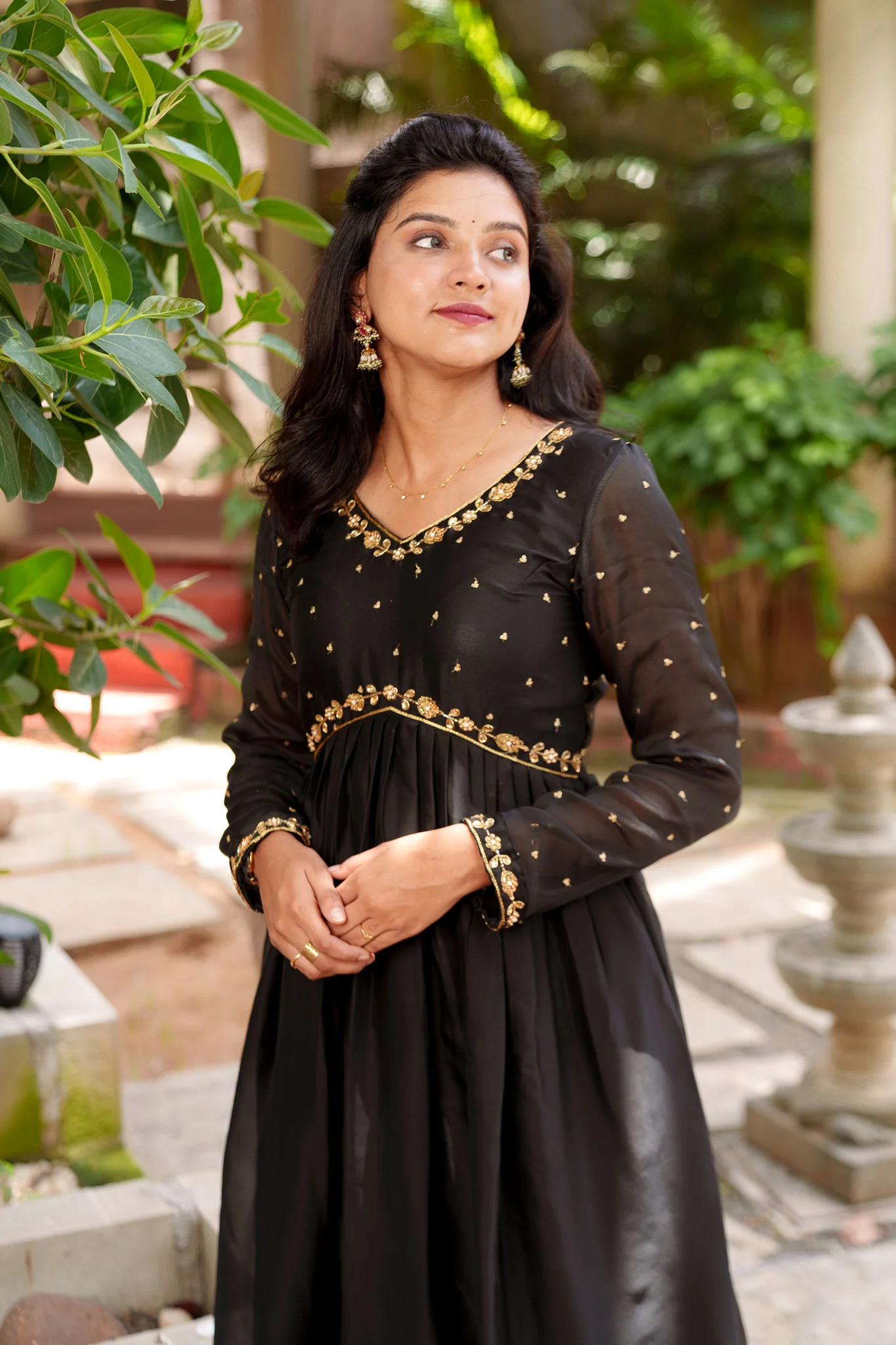 Mridula Black - Image 18