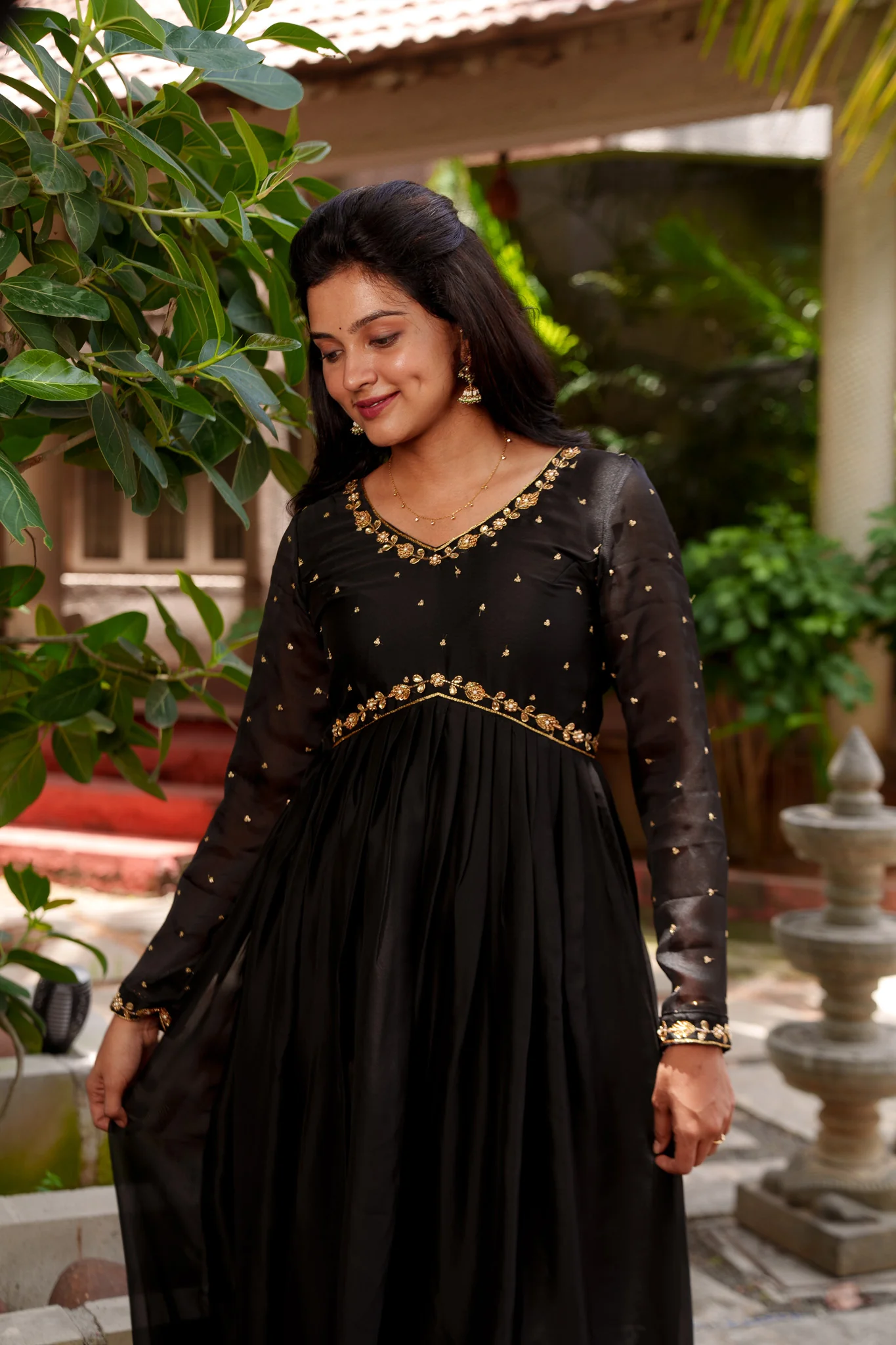 Mridula Black - Image 23