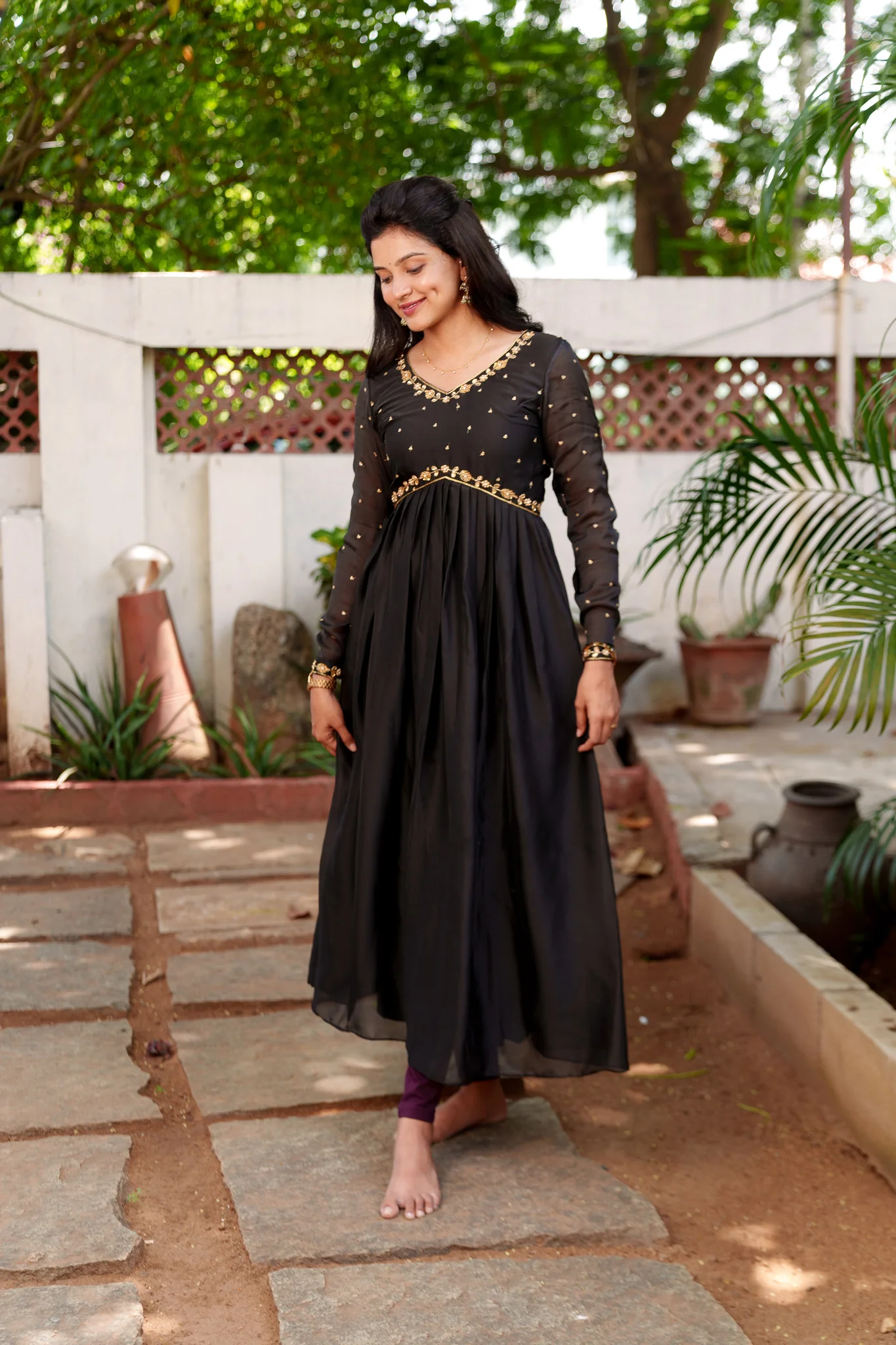 Mridula Black - Image 4