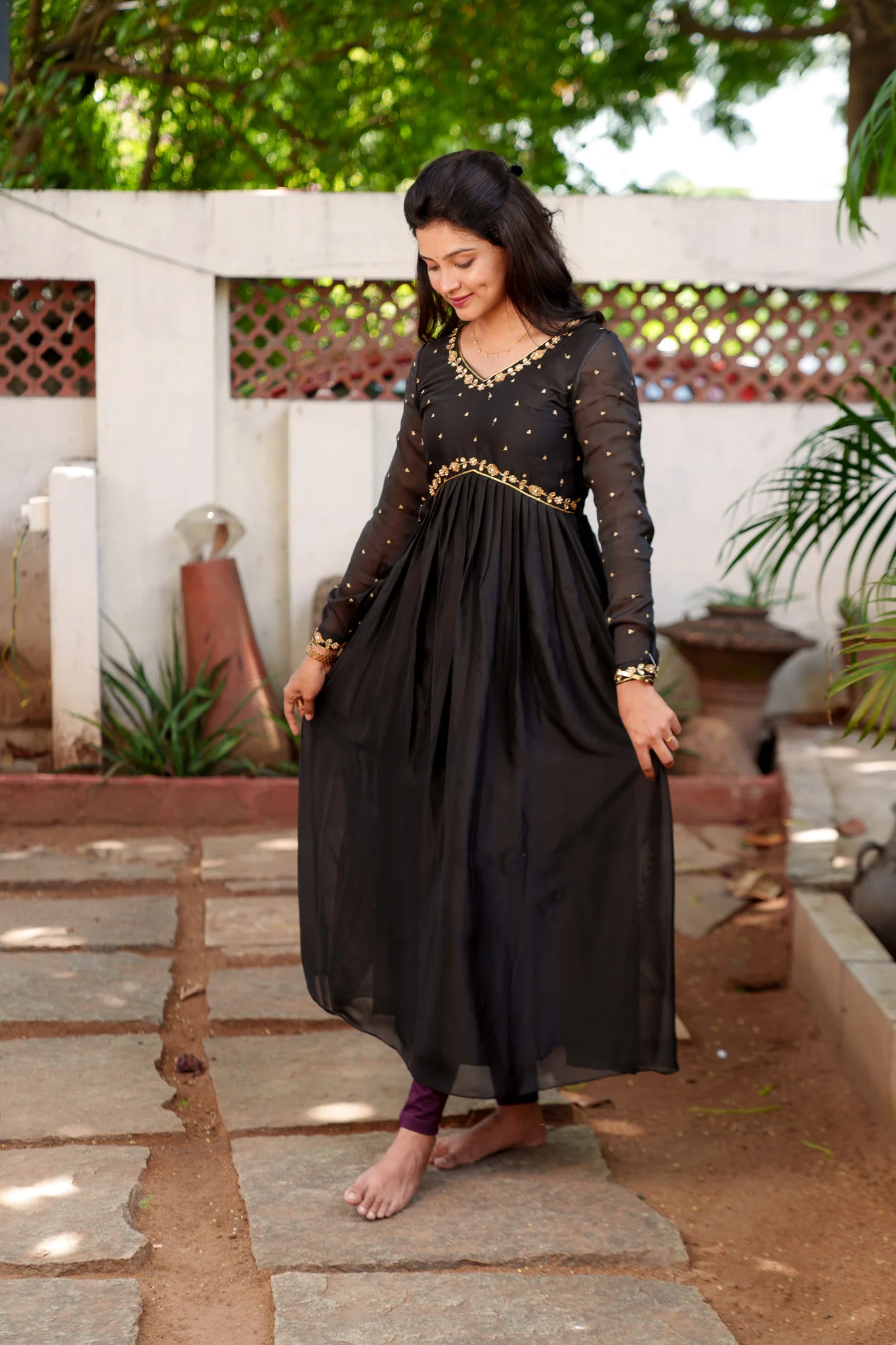 Mridula Black - Image 5