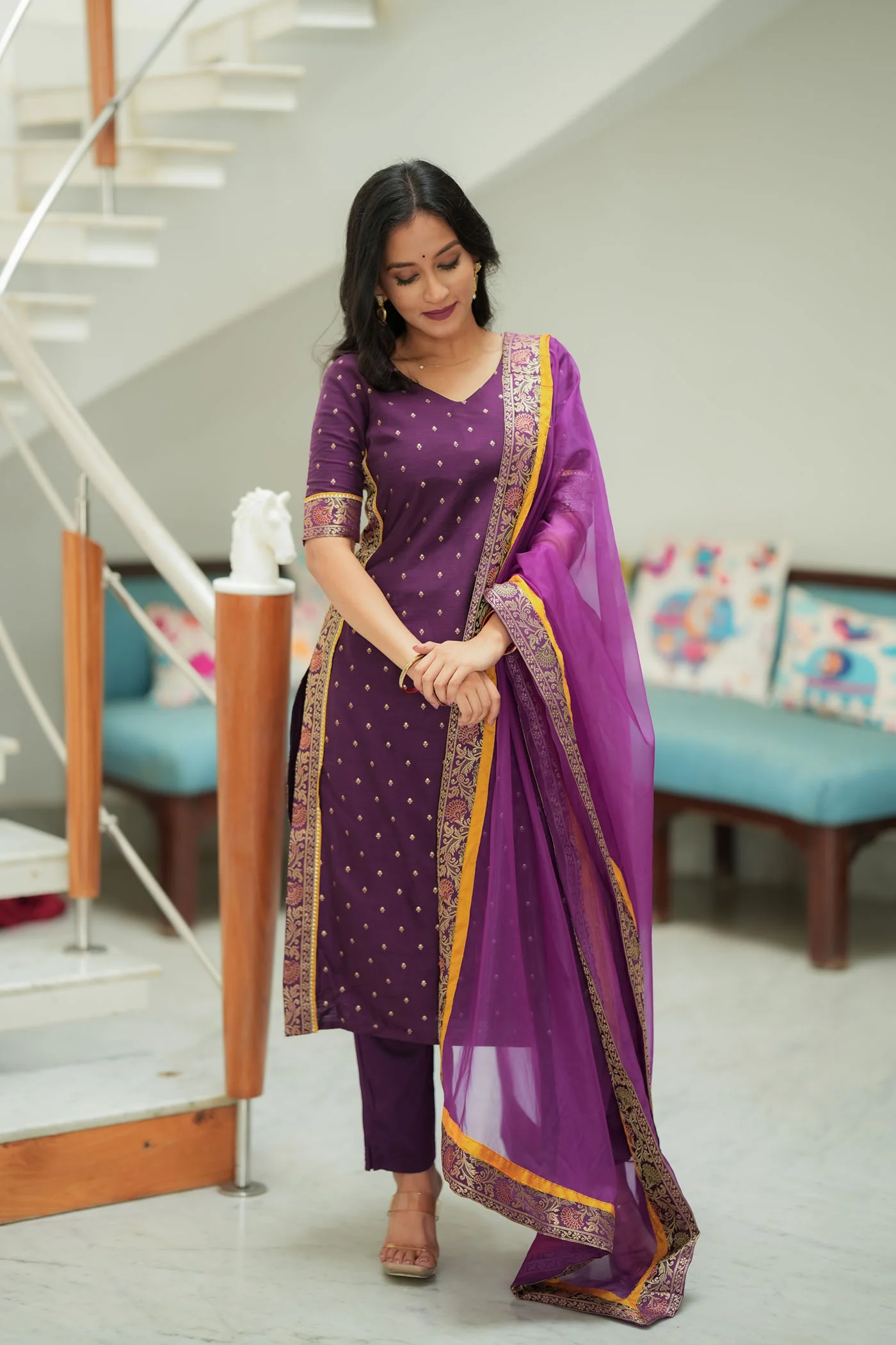 Svarna Wine Kurti Set - Image 5