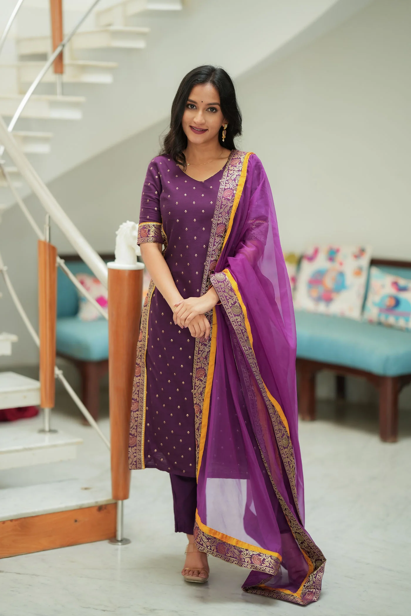 Svarna Wine Kurti Set - Image 6