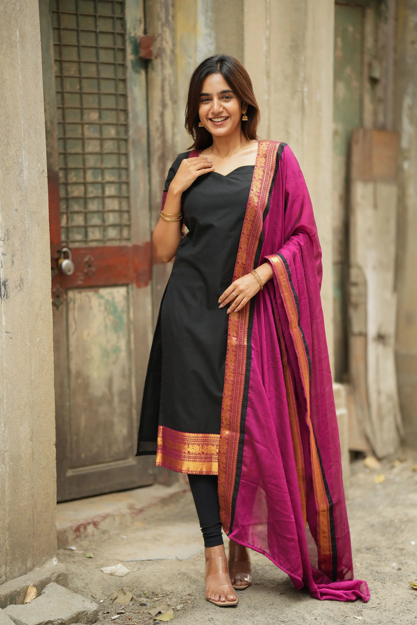 Tamizh Black Kurti Set (Set of 2) - Image 2
