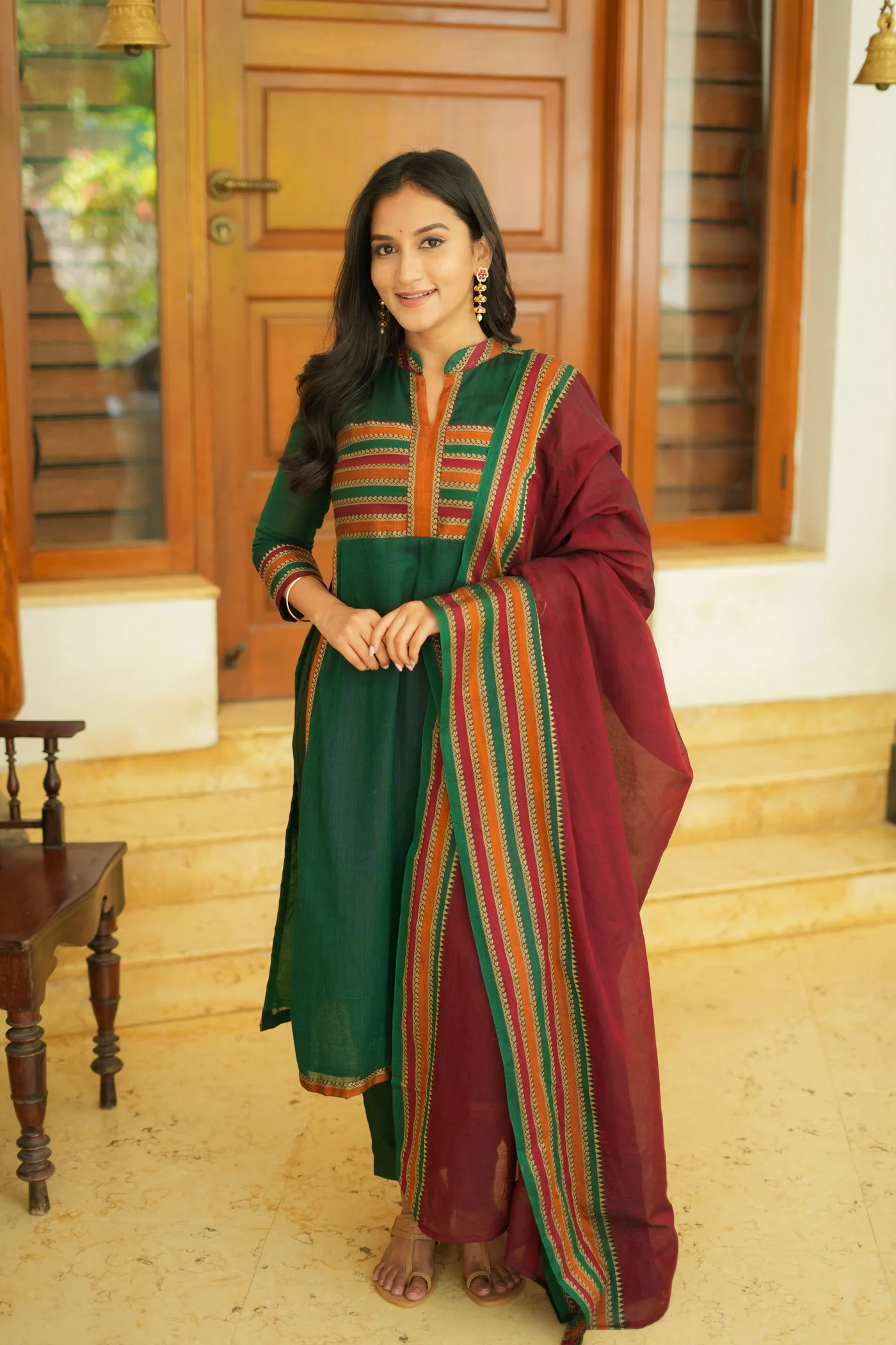 Vanika Green with Maroon Handloom Kurta Set - Image 10