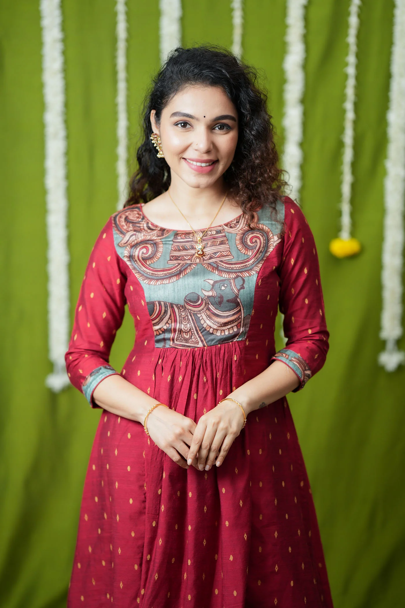 Vedha Red Co-ord Set (Set of 2) - Image 15