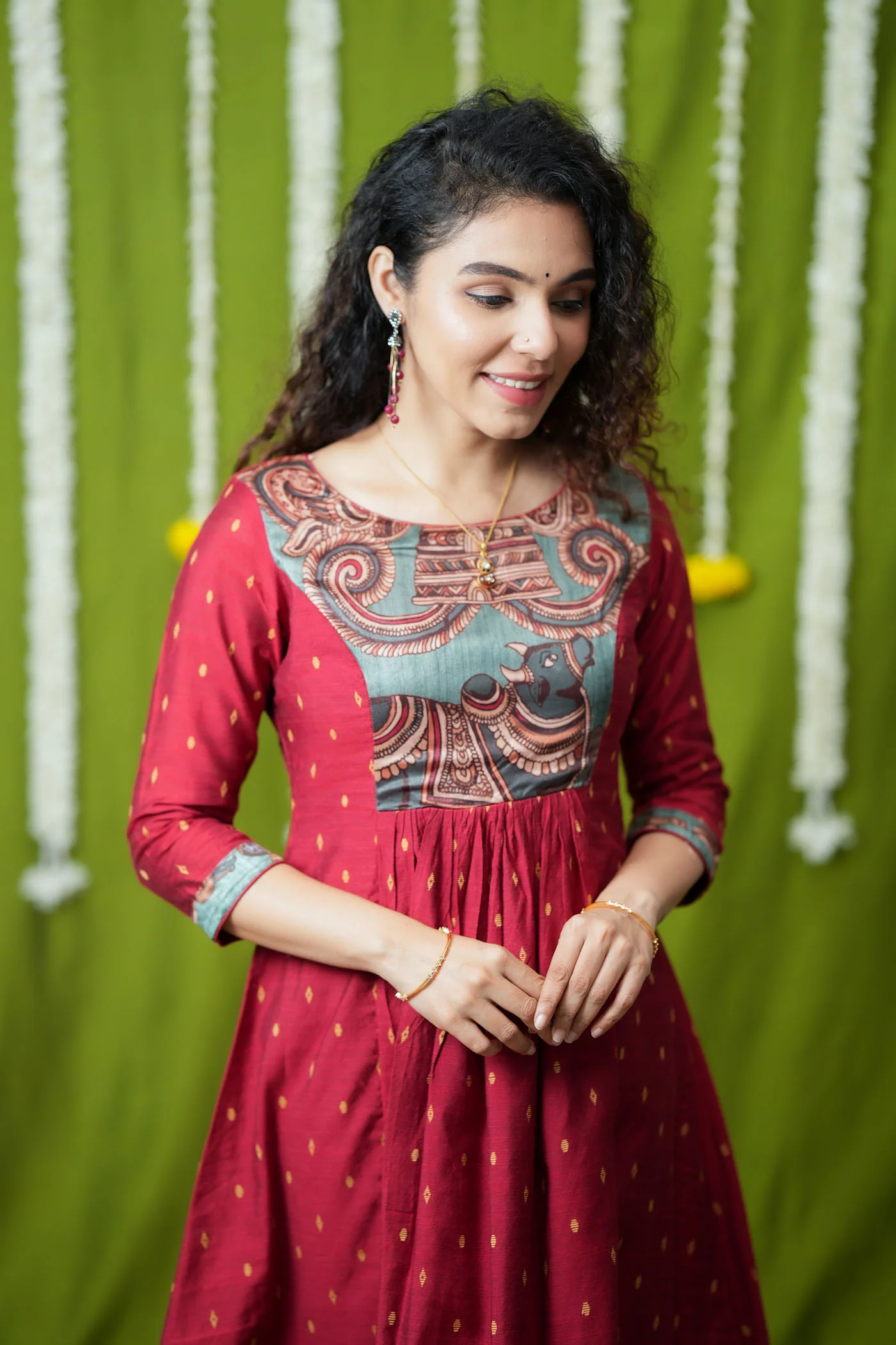 Vedha Red Co-ord Set (Set of 2) - Image 4