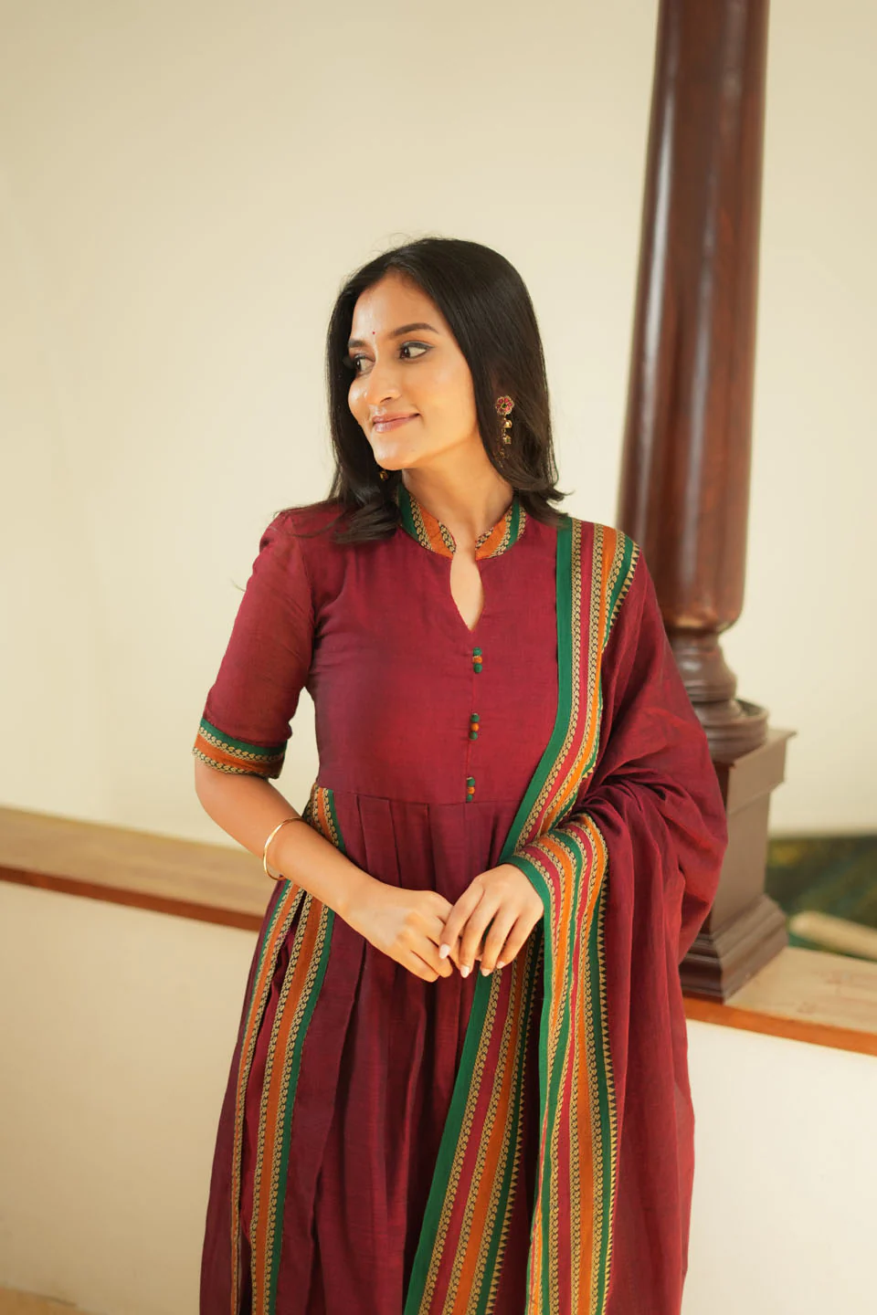 Yashika Maroon Handloom Cotton Kurta Set - Image 3