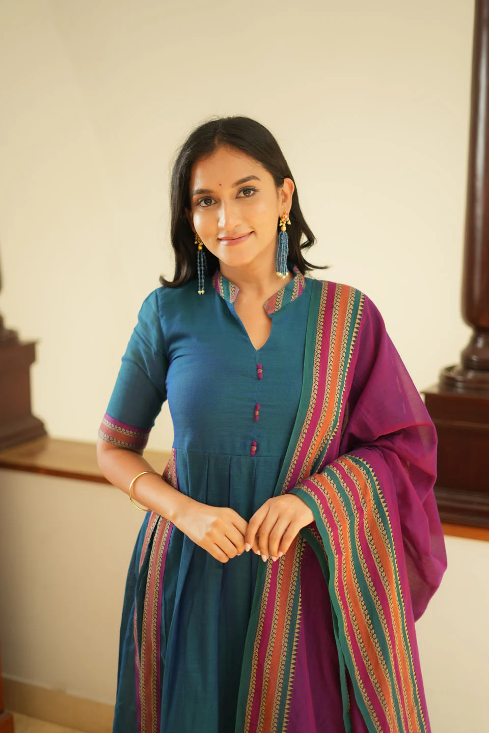 Yashika Teal with Magenta Handloom Cotton Kurta Set - Image 6